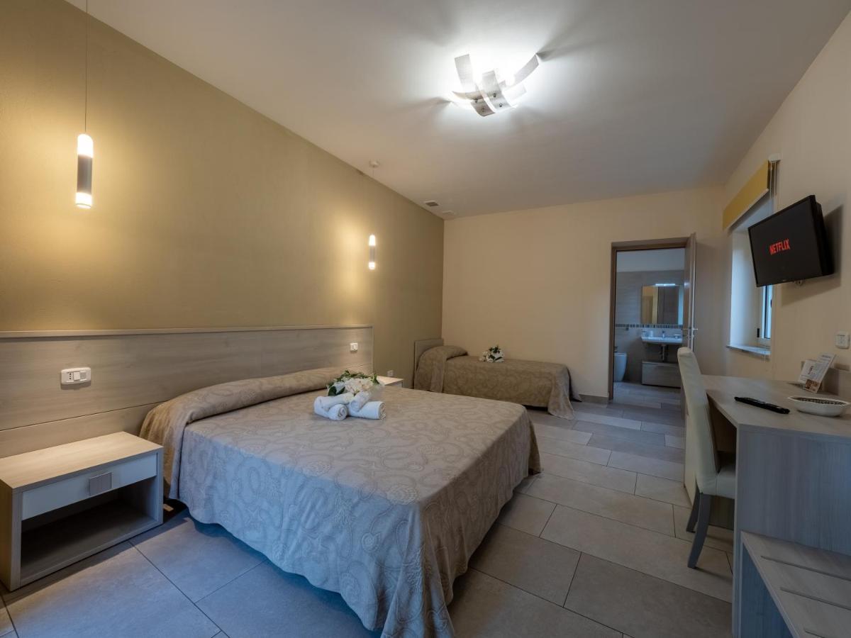 B&B Villa Lisa 코릴리아노칼라브로 외부 사진