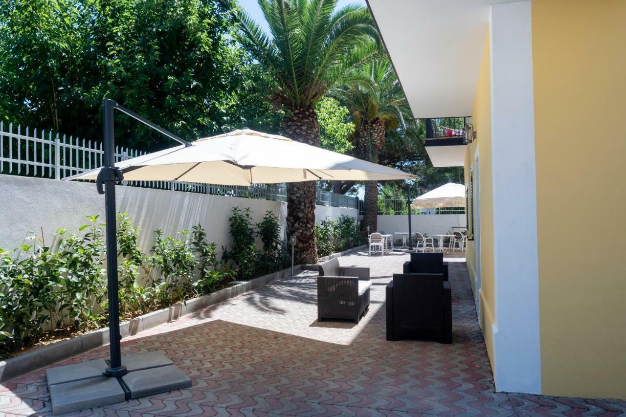B&B Villa Lisa 코릴리아노칼라브로 외부 사진