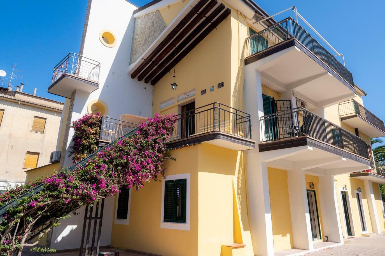 B&B Villa Lisa 코릴리아노칼라브로 외부 사진
